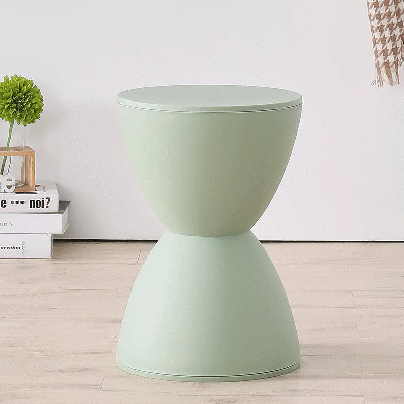BowLift | Minimalist Side Table Made of Plastic