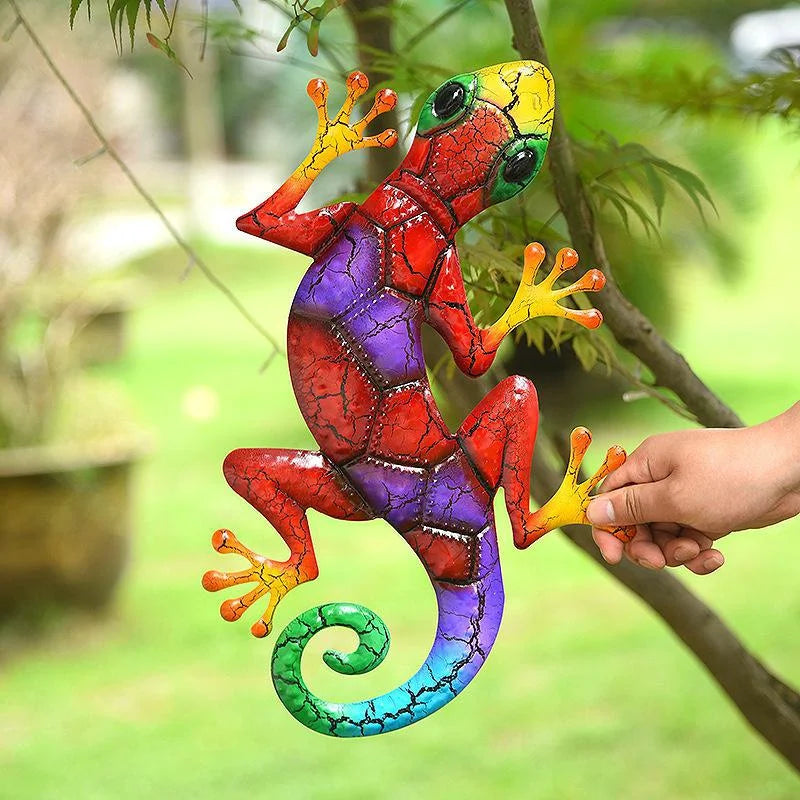 BowLift | Artinova Wall Decor Animal Motif | Handcrafted from Wrought Iron | Colorful Accents in Green, Red or Blue