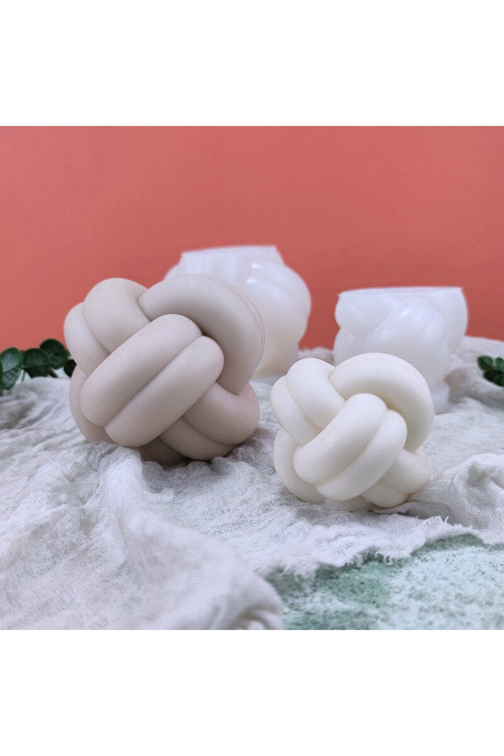 Cross knot soap mold | Bowlift