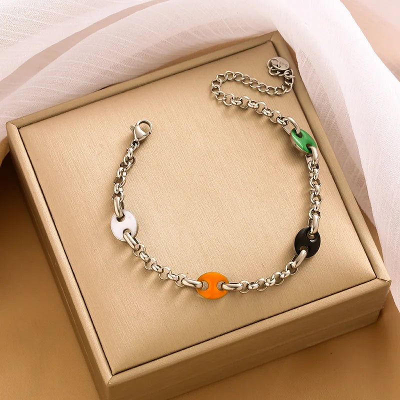 BowLift | Playful Circle Paperclip Chain Bracelet