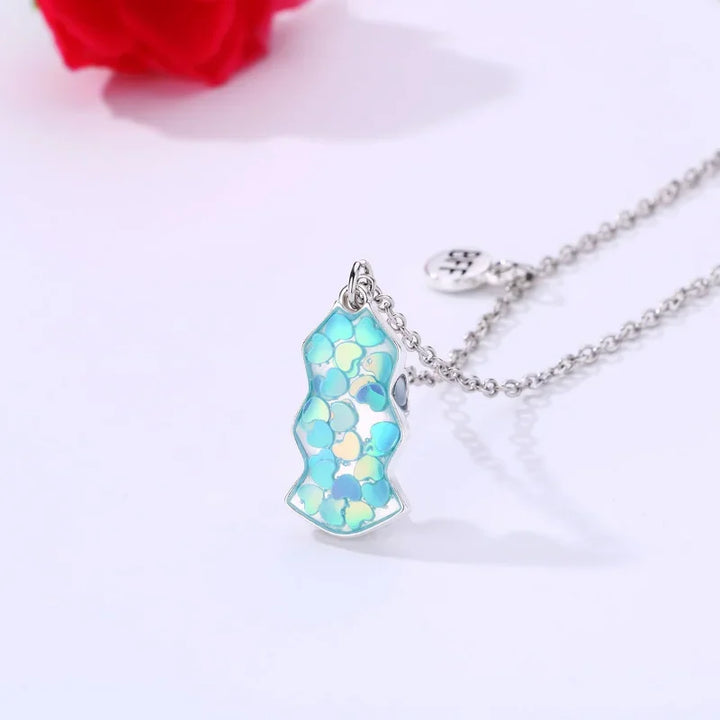 BowLift | Magnetic Peach Broken Heart Necklace