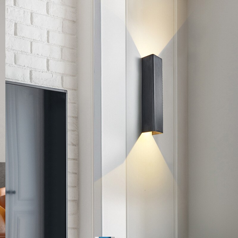 BowLift | BeamLuxe – Sleek Outdoor Lamp for Contemporary Spaces