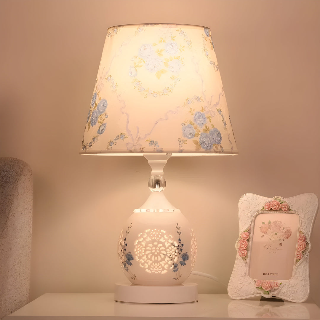 BowLift | Lustrelia Crystal Optic Table Lamp | LED Lighting & Touch Function | Elegant Play of Light | 220V | Plastic