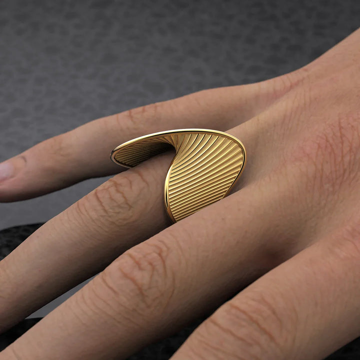 BowLift | Spiral Twist Textured Ring