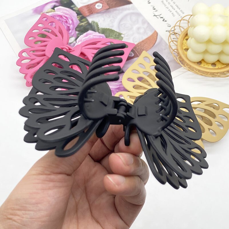 BowLift | Oversized Butterfly Hair Claws