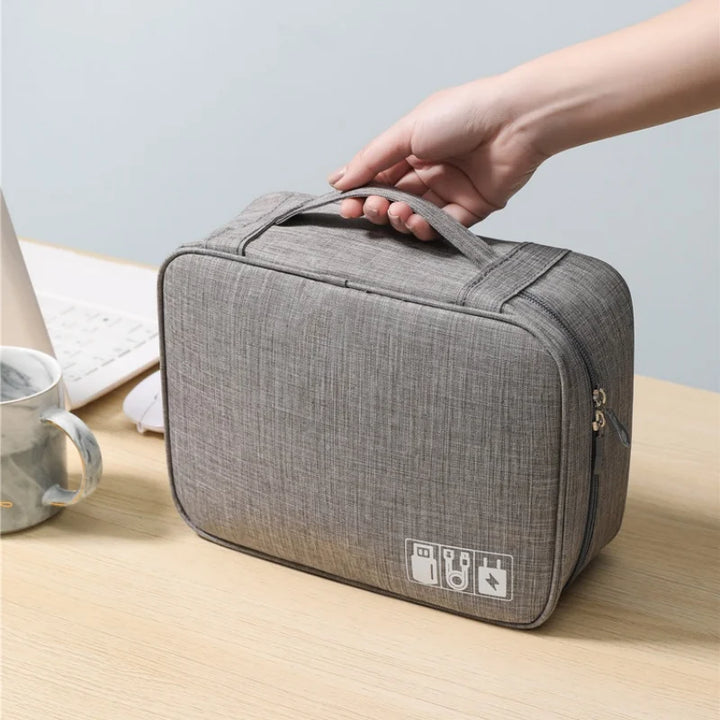 BowLift | Baguvo Cosmetic Bag | Water Repellent & Compact | 100% Oxford Polyester | 24×18×9 cm