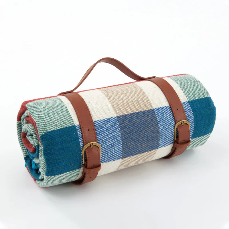 NovaPlaid | Waterproof foldable picnic blanket with carry strap | Bowlift