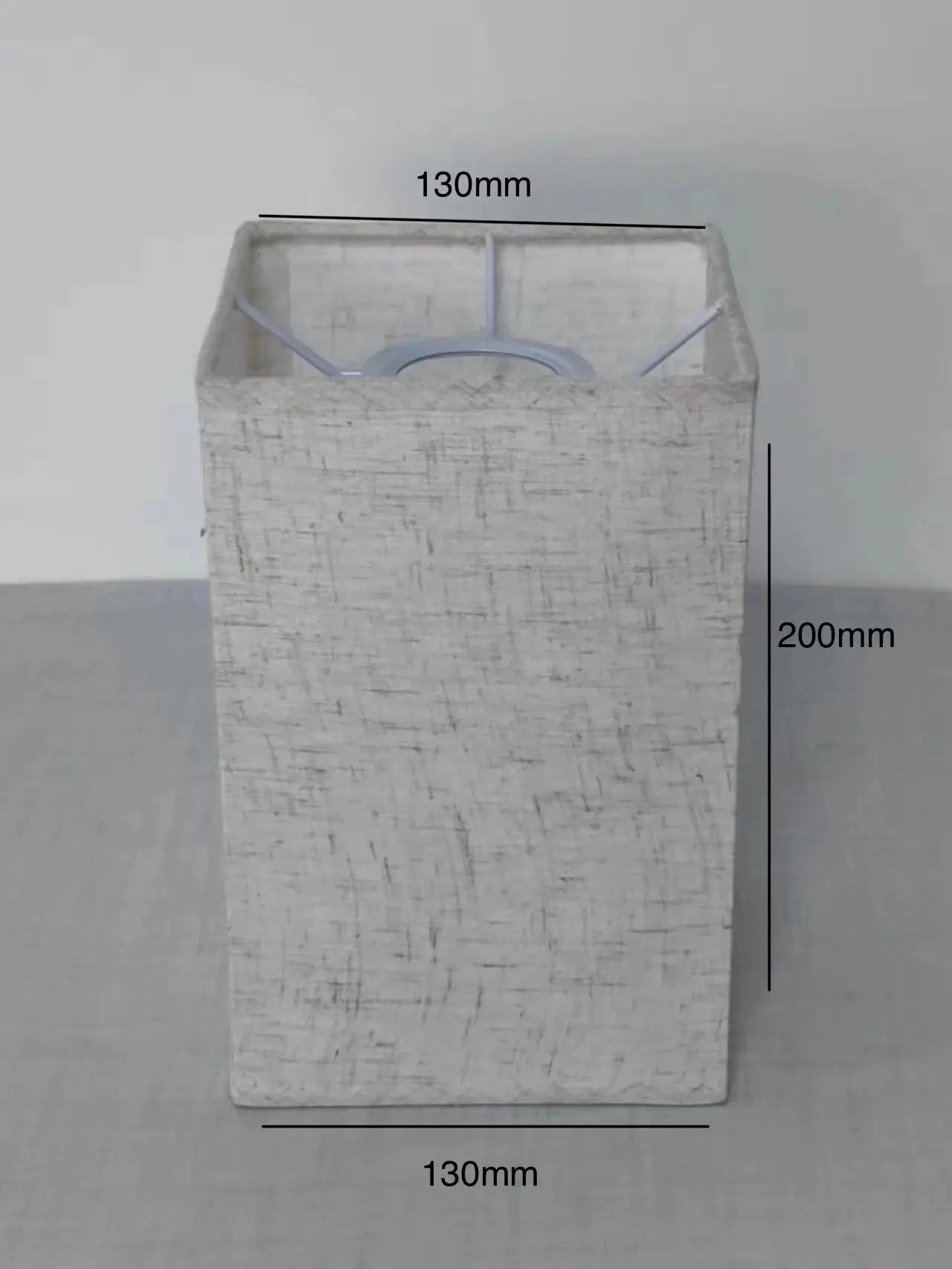 BowLift | LinenGlow | Linen lampshade for table lamps