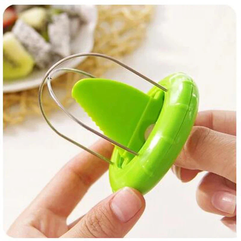 BowLift | Fruit Lover Kiwi Cutter