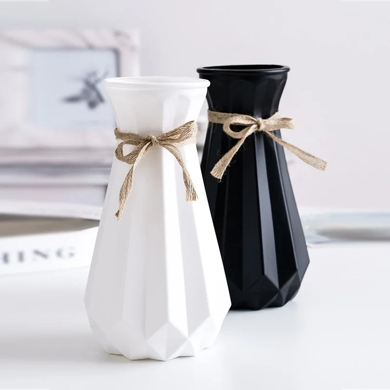 BowLift | Modern elegant flower vases