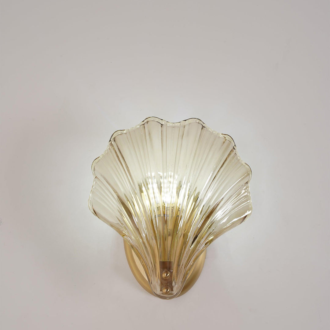 Shell wall lamp - Bring maritime elegance into your home | Bowlift