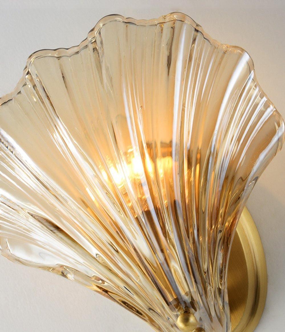 Shell wall lamp - Bring maritime elegance into your home | Bowlift