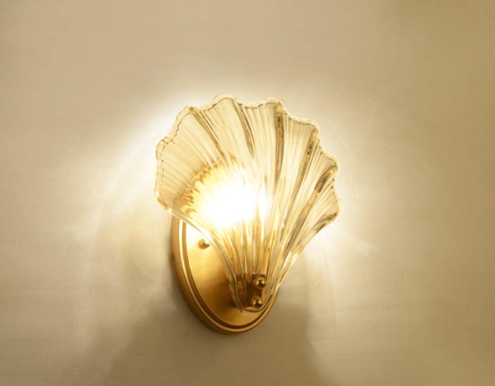 Shell wall lamp - Bring maritime elegance into your home | Bowlift