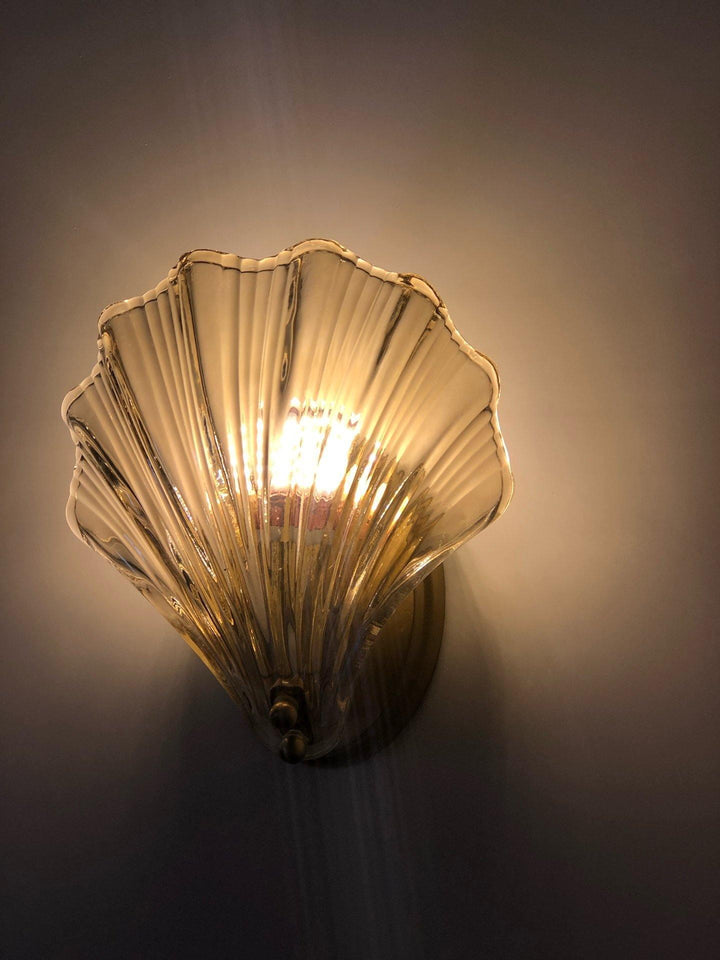 Shell wall lamp - Bring maritime elegance into your home | Bowlift