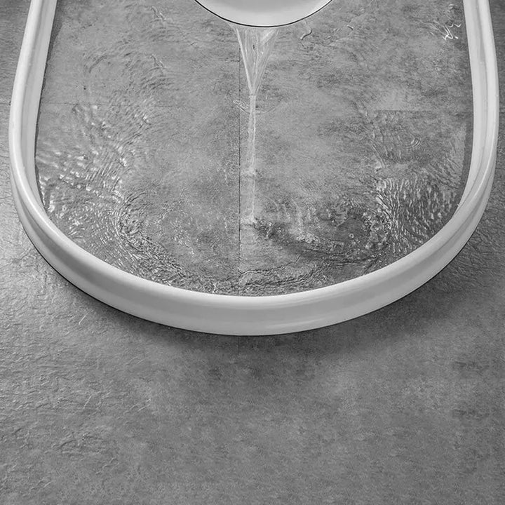 BowLift | Water-repellent silicone barrier for showers