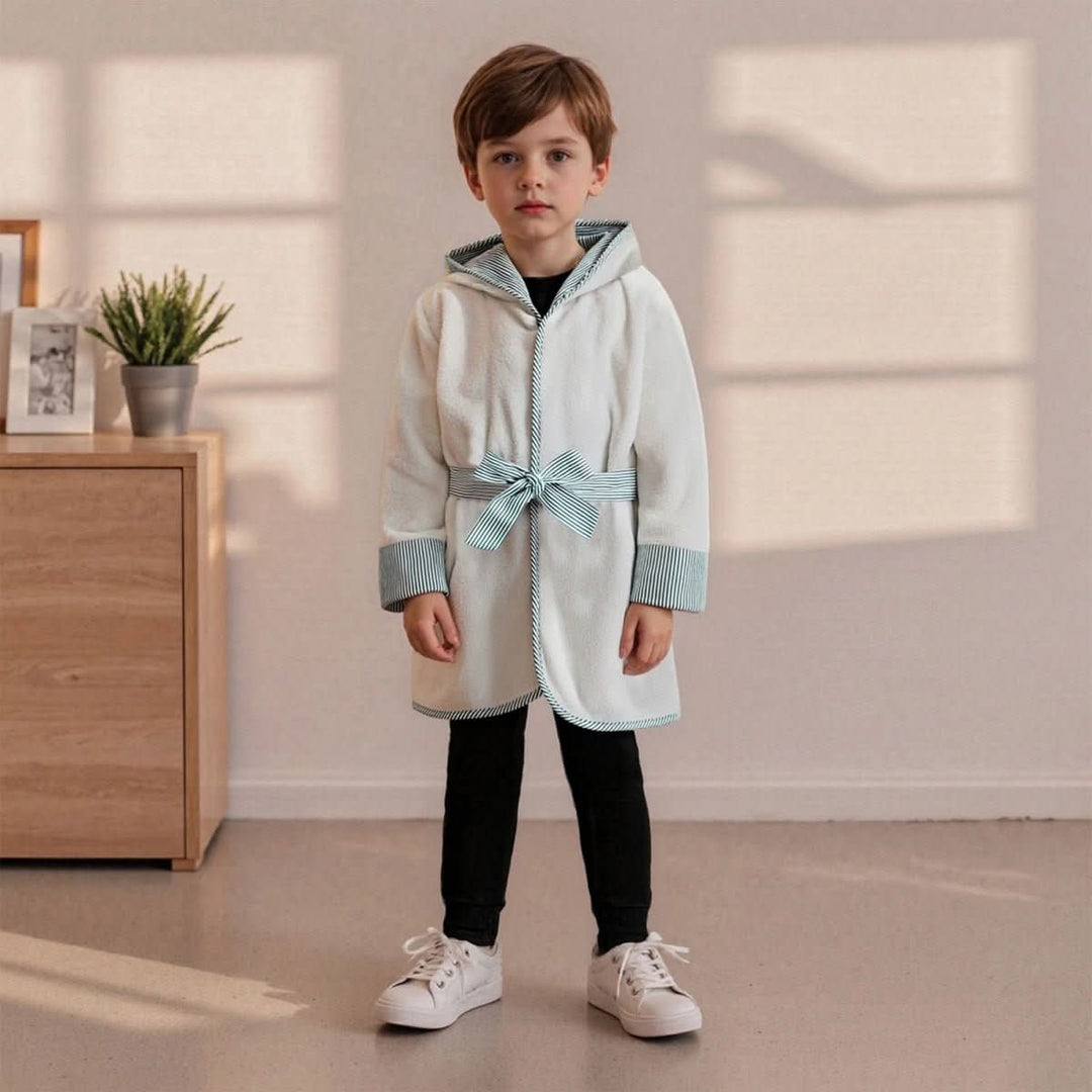 BowLift | LunaLoft Children's Bathrobe with Hood | Ultra Soft & Absorbent | Cozy Microfiber Bathrobe | Luxury Comfort for Boys & Girls
