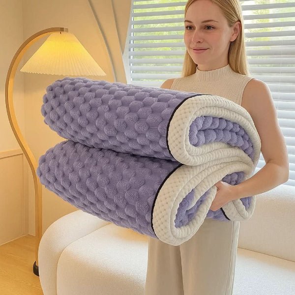 BowLift | Attentive Gift with Elegant Texture