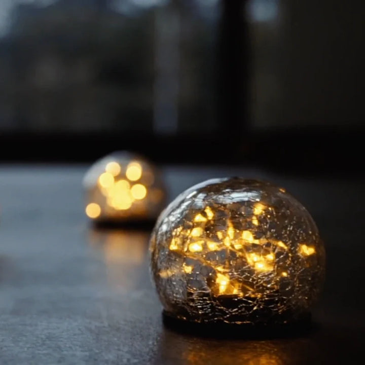 BowLift | SolarGlobe Garden Light