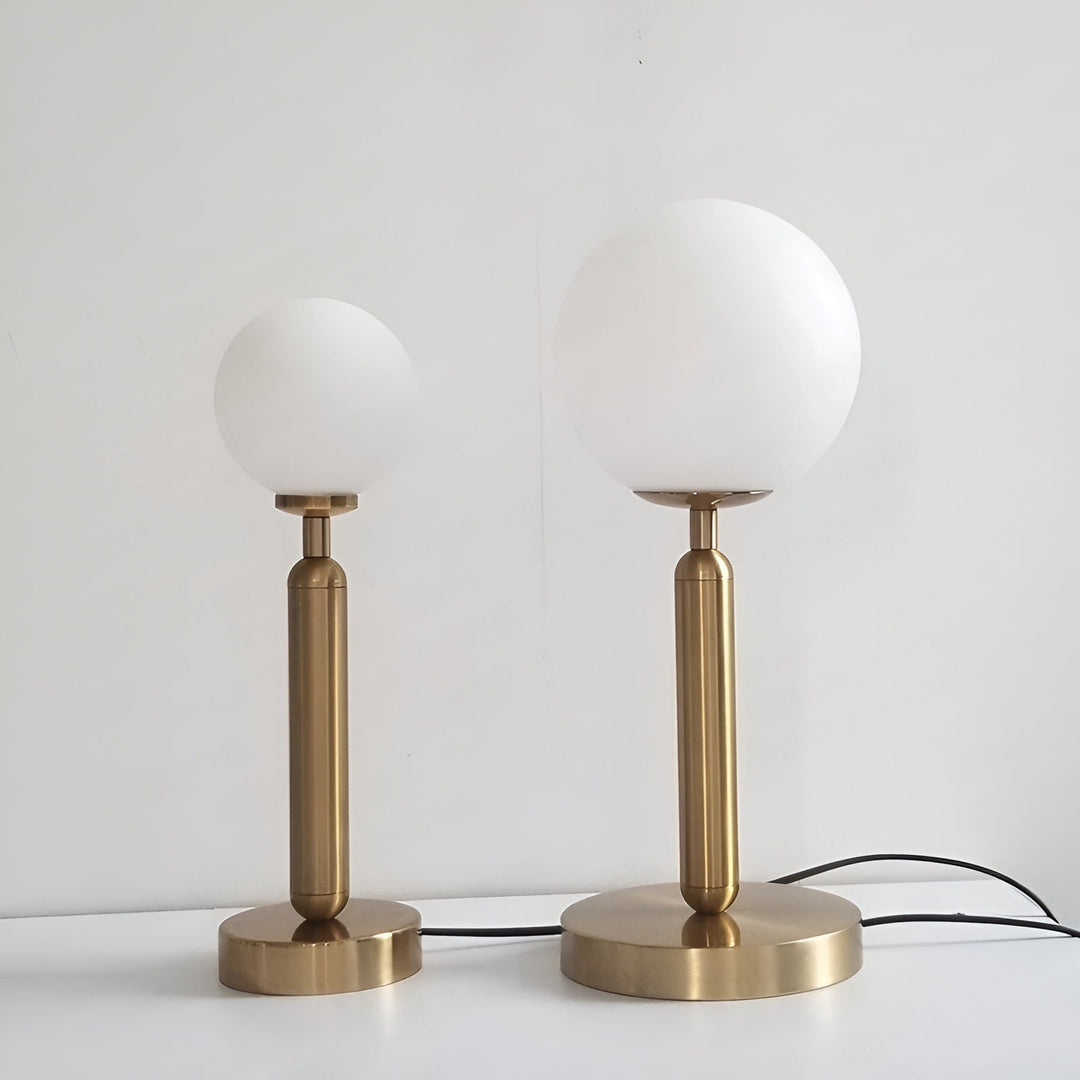 BowLift | SphereShine Luxe Table Lamp of Glass & Brass – Elegance and LED