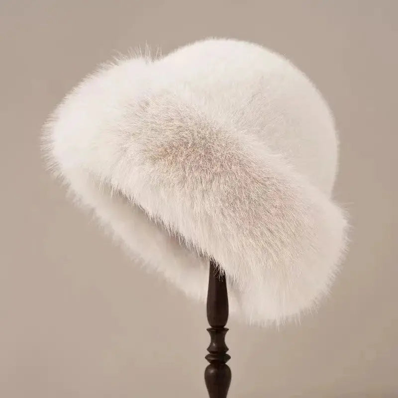 BowLift | Stylish Winter Hat with Fur Lining