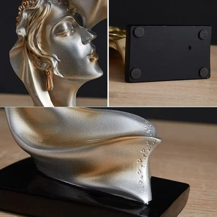 Sweet Kiss - Forehead-kissing Love Couple Statue | Bowlift