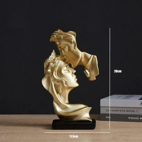 Sweet Kiss - Forehead-kissing Love Couple Statue | Bowlift