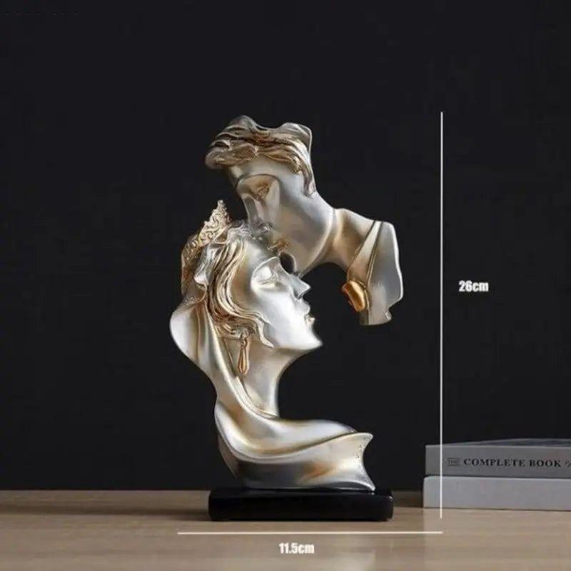 Sweet Kiss - Forehead-kissing Love Couple Statue | Bowlift