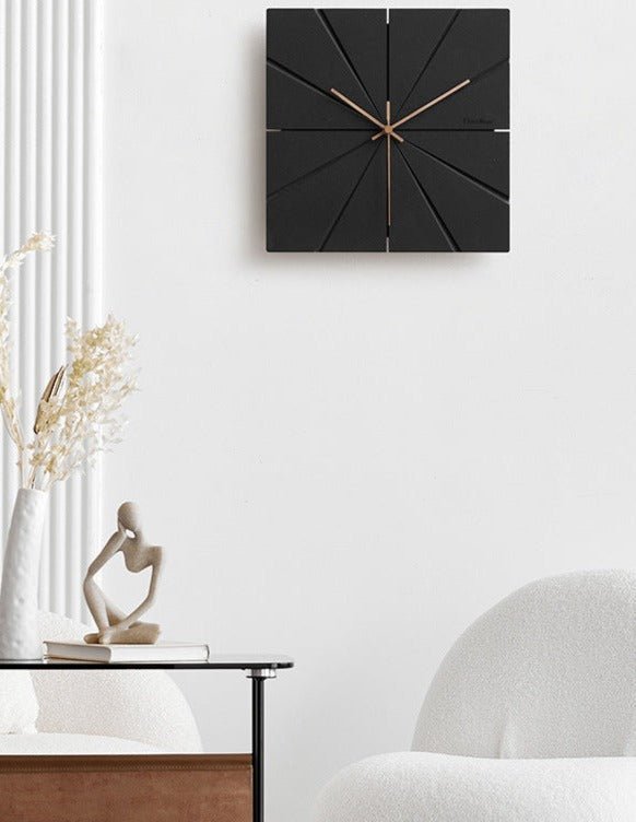 BowLift | Modern decorative wall clock with silent movement