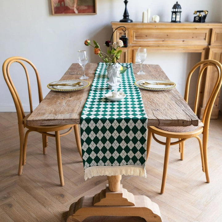 BowLift | Tasseled Diamond Checkered Table Runner