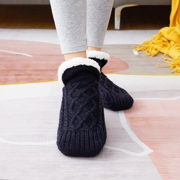 FluffySafe - Luxury Slippers with Non-Slip Sole Bowlift