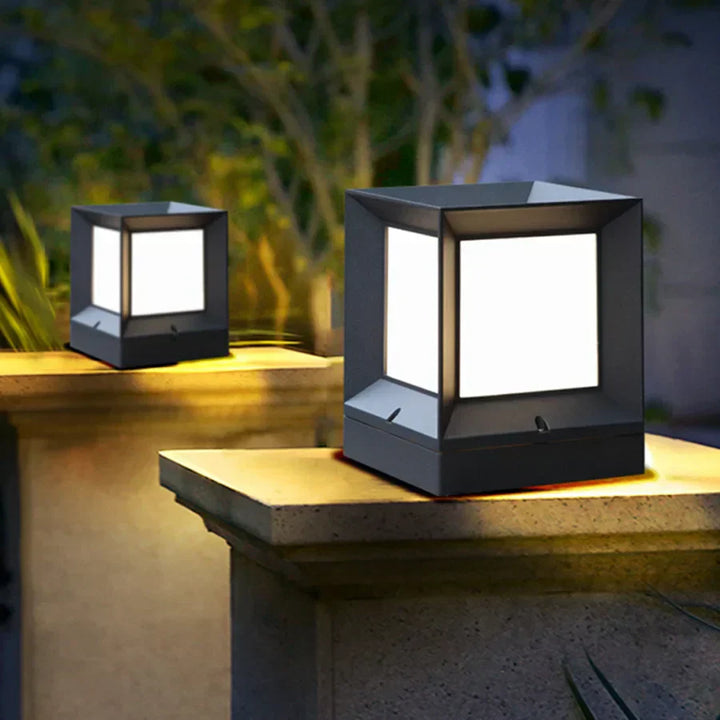BowLift | GlowSphere - Outdoor Standing Lamp for Gates and Driveways