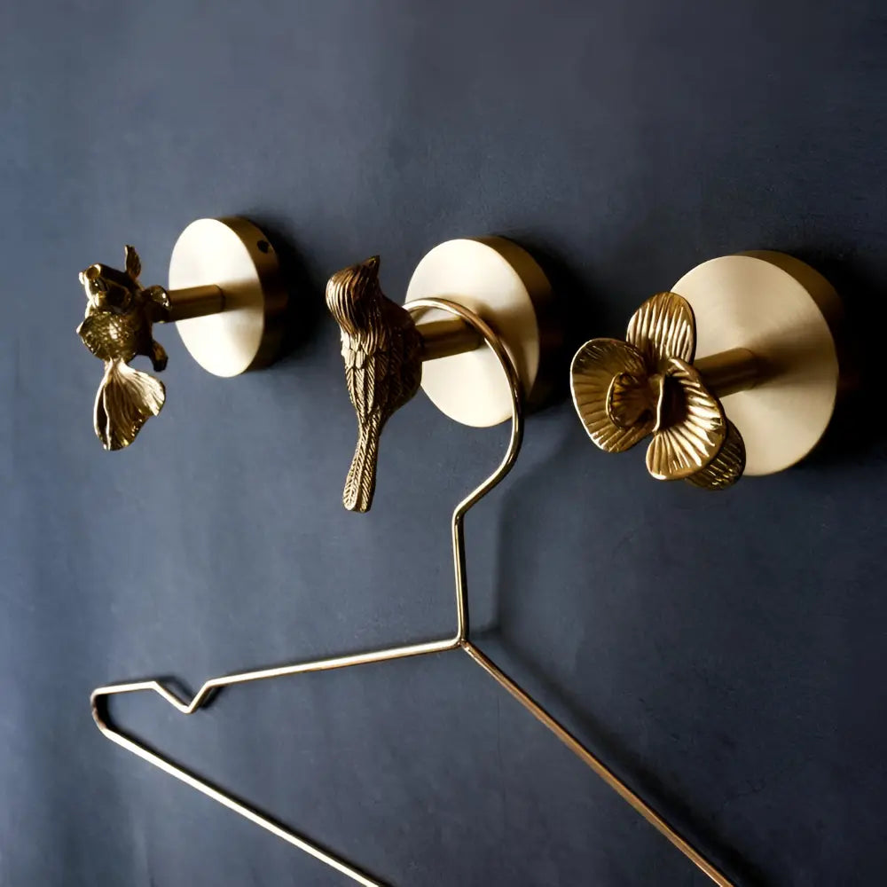 GlintAura — Transforms any wall into a radiant style statement full of charm and elegance | Bowlift