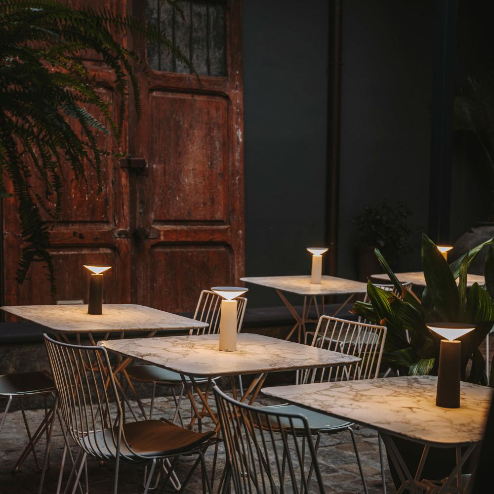 BowLift | InfiNight - Modern table lamp with touch sensor | Dimmable brightness