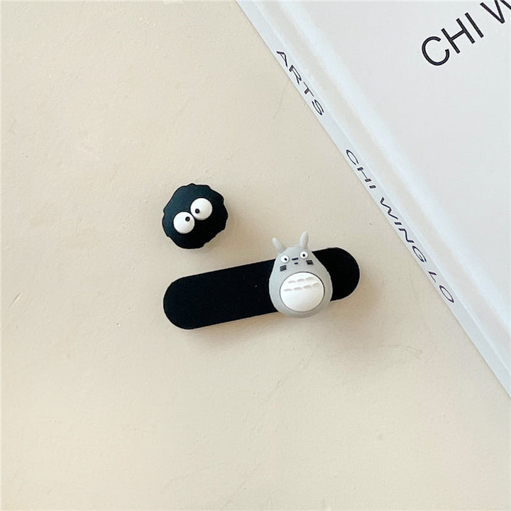 BowLift | Universal Cartoon Magnetic Cable Holder