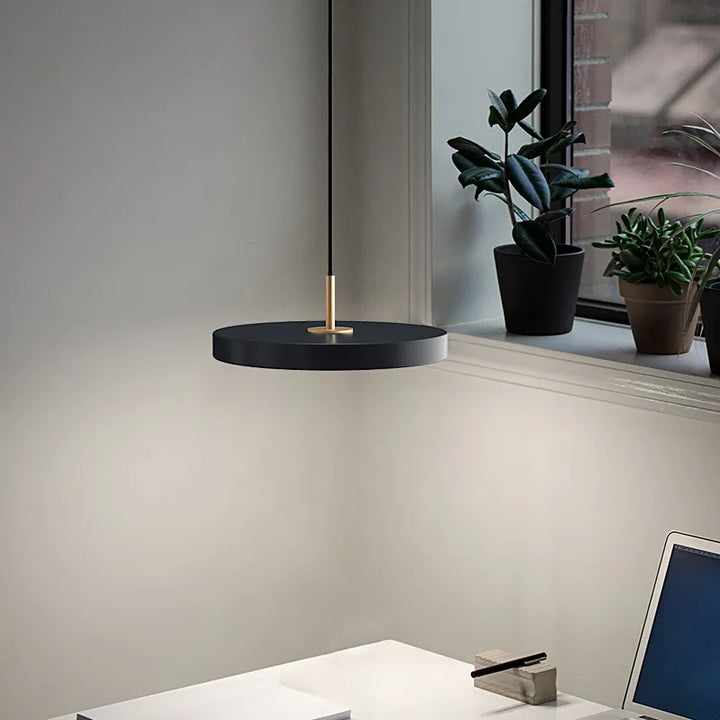 BowLift | Modern UFO lamp with metallic finish
