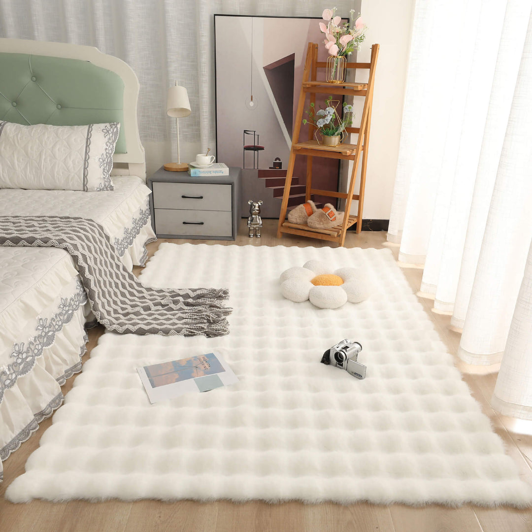 Ultra-soft Fluffy Non-slip Mat for your Pet | Bowlift