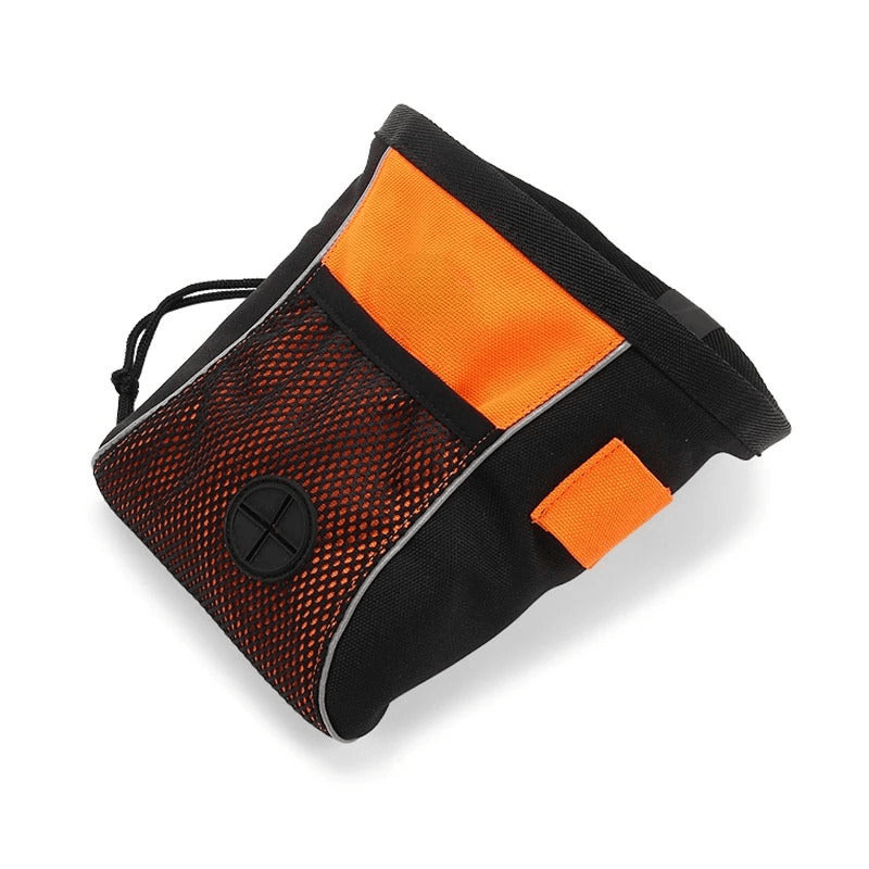 BowLift | Waterproof Snack Bag for Outdoor Adventures with Dogs