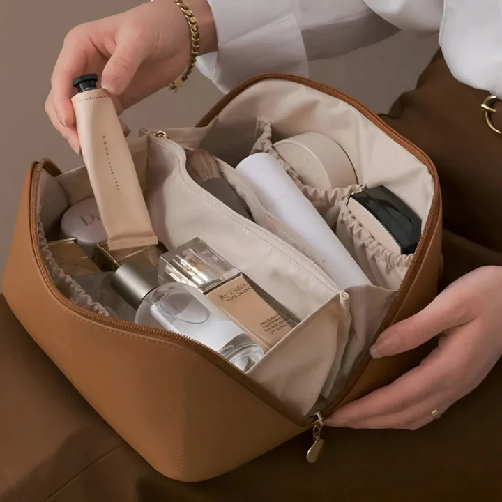 Waterproof Cosmetic Bag - BeautyGuard | Bowlift