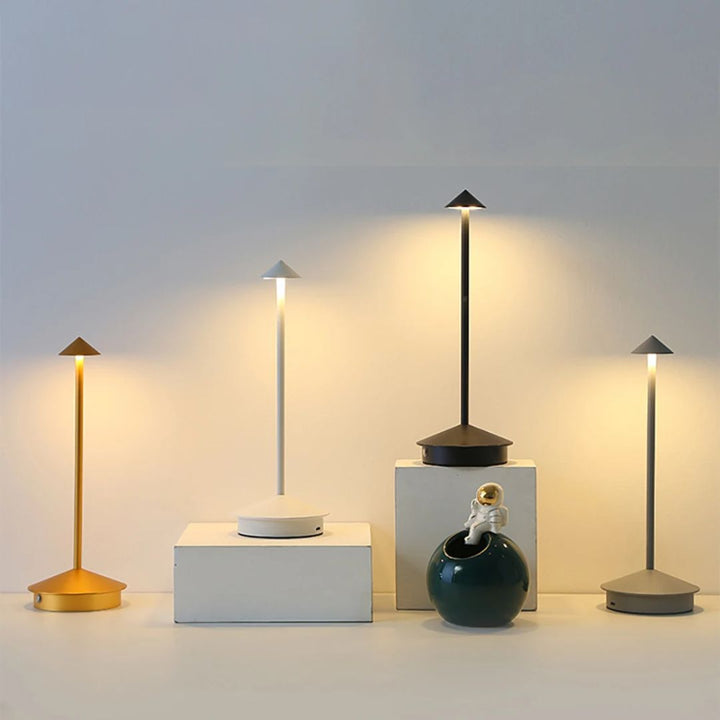 Robyn Arrow LED Table Lamp | Bowlift