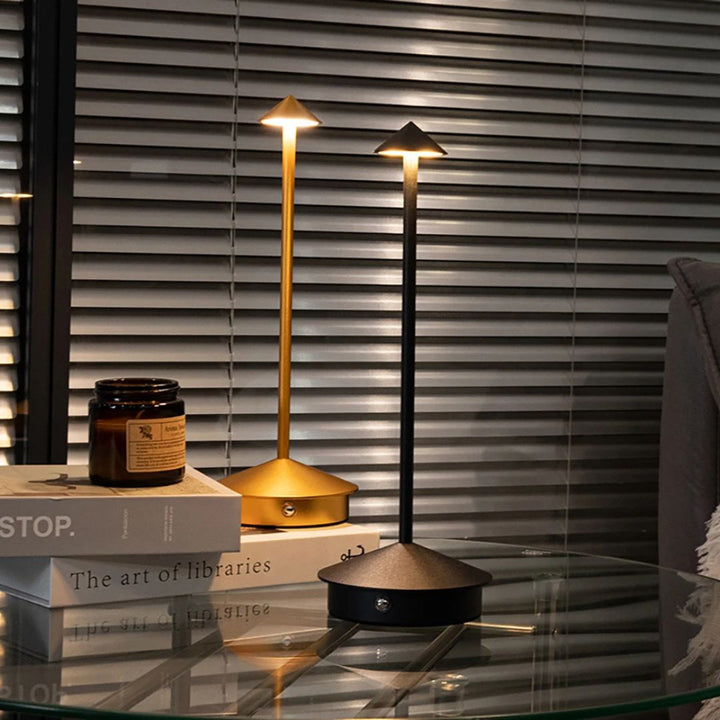 Robyn Arrow LED Table Lamp | Bowlift