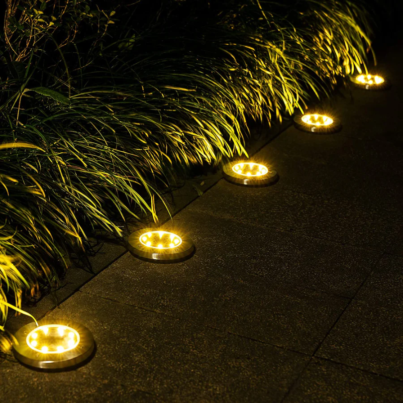EcoGlow Solar Lamp - Sustainable Rechargeable Outdoor Lighting | Bowlift