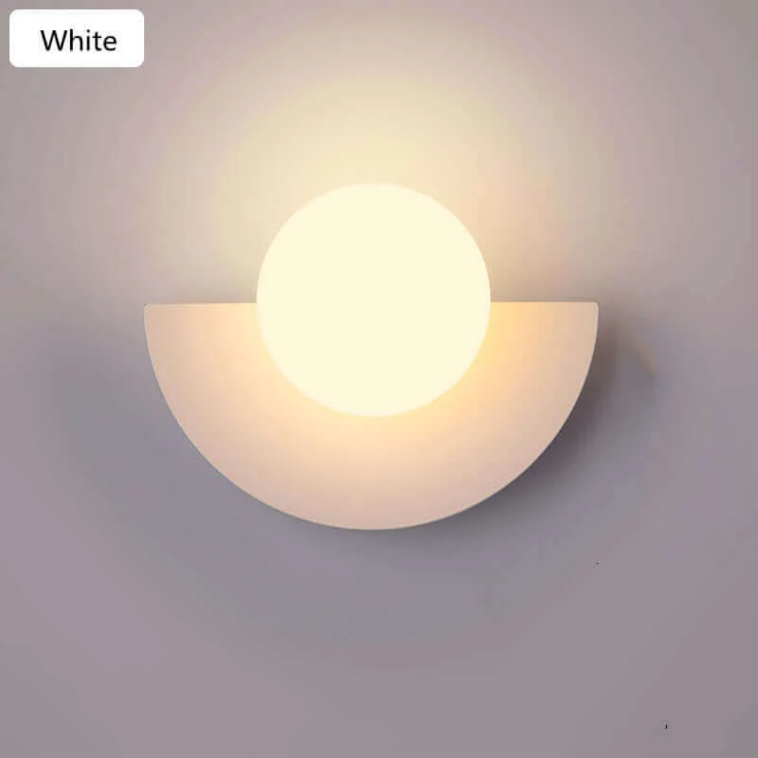 Metal Half Moon Wall Lamp - LunaMetal | Bowlift