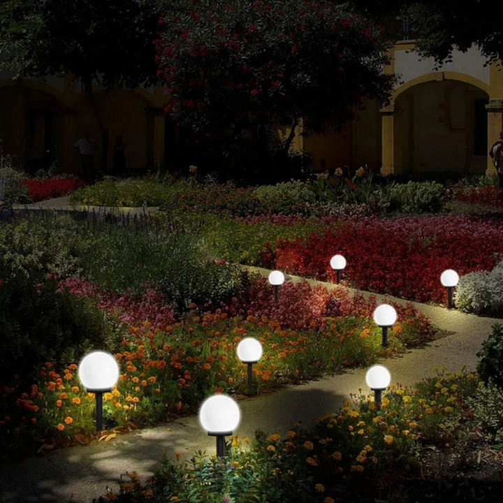 BowLift | 3 Pieces Waterproof LED Solar Ball Garden Lighting - SunLuxe Orbs