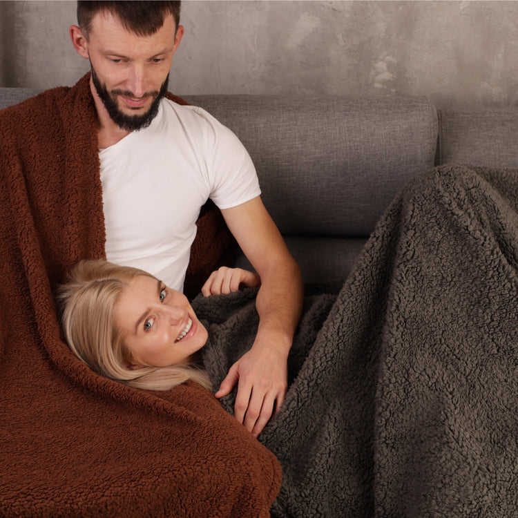 BowLift | CozyGuard Blanket - Luxury Waterproof Blanket for Relaxation