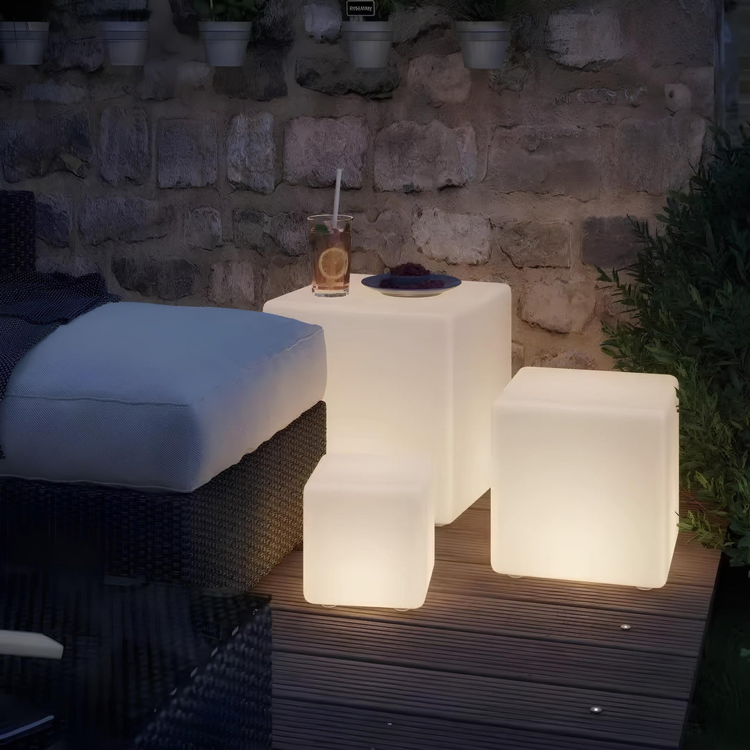 BowLift | Cubic Garden Light