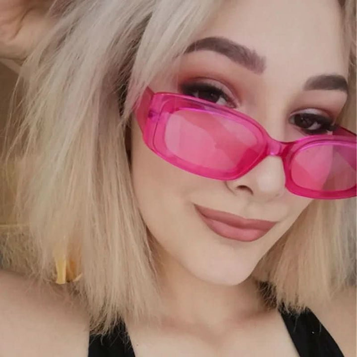 BowLift | Rectangular Women's Sunglasses in Retro Style with UV400 Protection