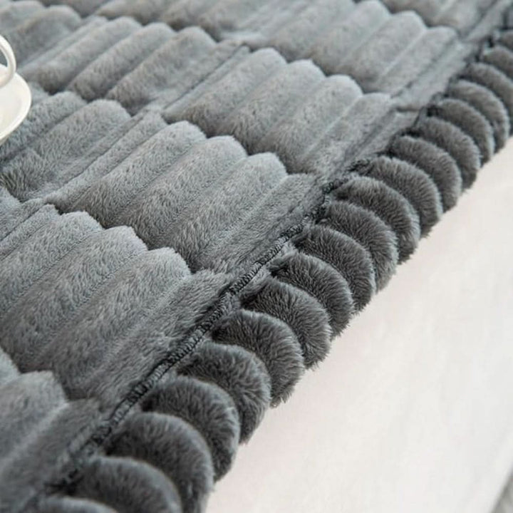 BowLift | Elegant and Comfortable Sofa Throw Blanket
