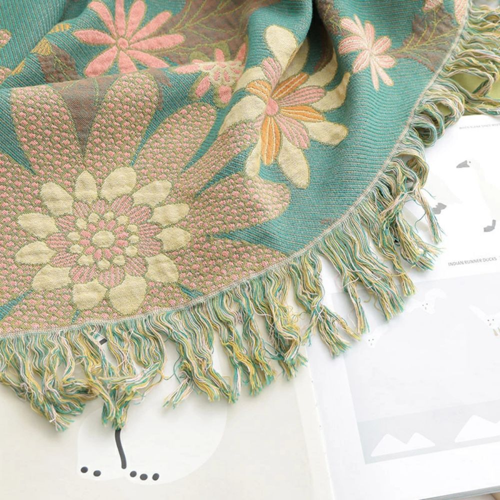 BowLift | Verdant Bloom Reversible Jacquard Blanket