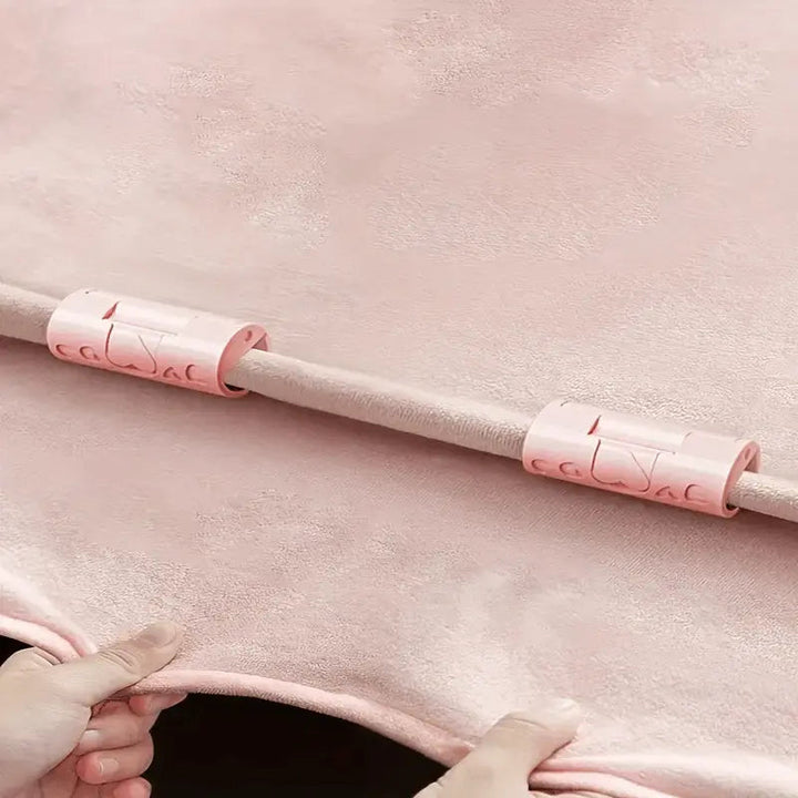 BowLift | Adjustable sheet holder – Never again slipping bed linen