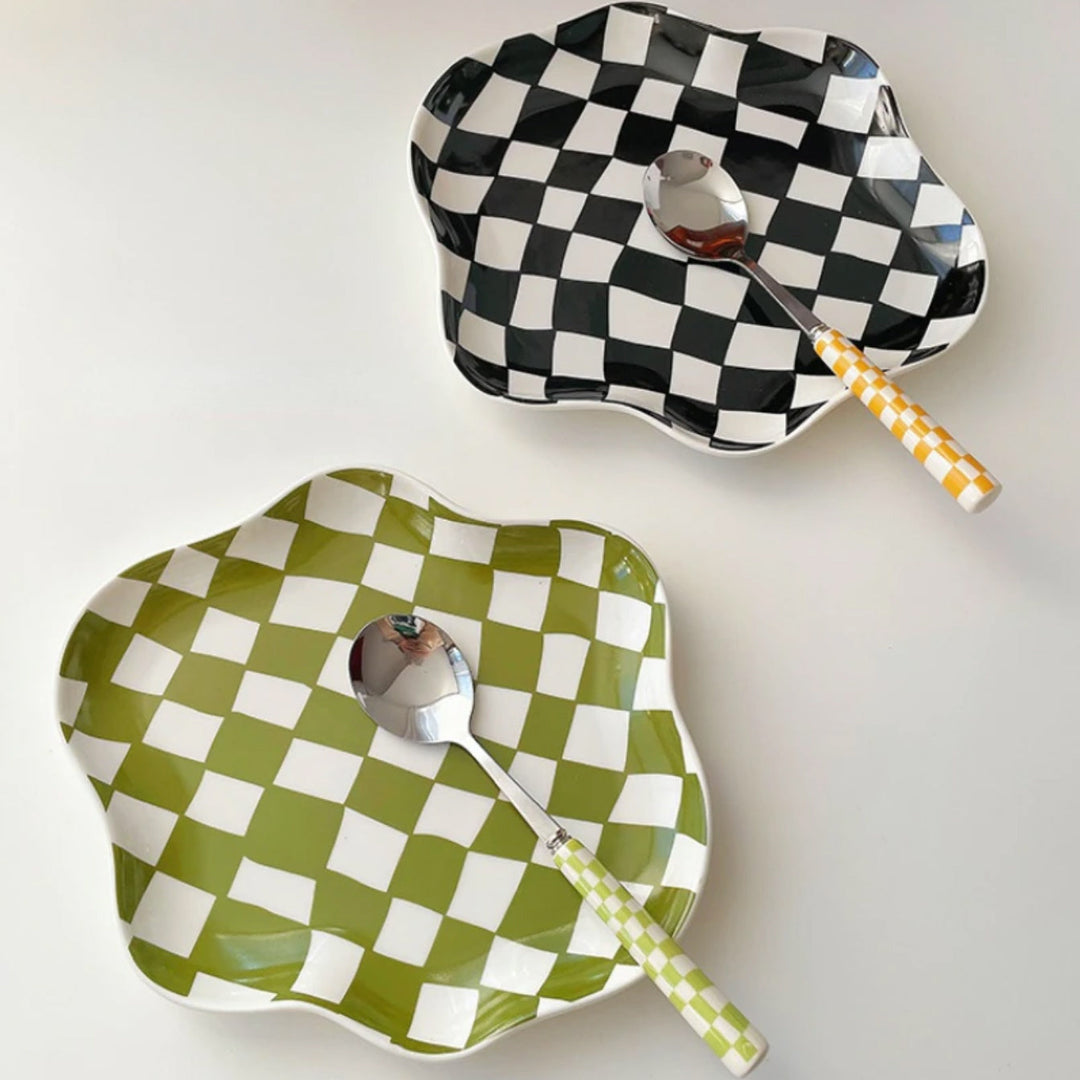Wavy Edge Checkerboard Tray - Black, Green | Bowlift